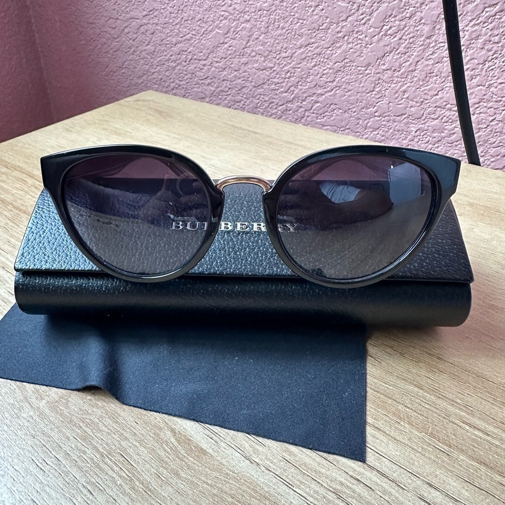 Burberry Black Cat-Eye Sunglasses